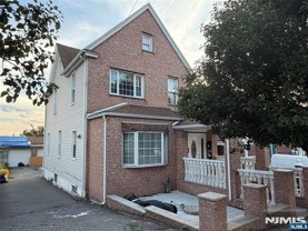 664 Prospect Ave - Photo 1 of 1
