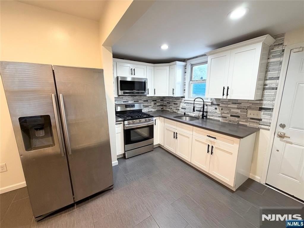 664 Prospect Ave - Photo 2 of 11