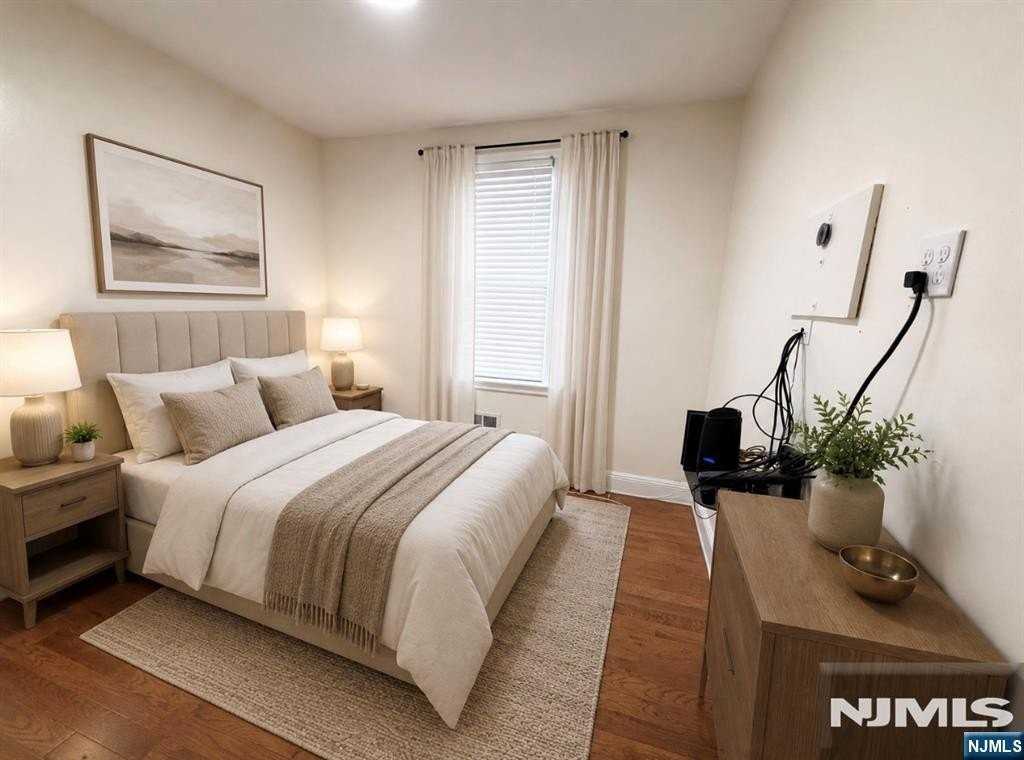 664 Prospect Ave - Photo 7 of 11