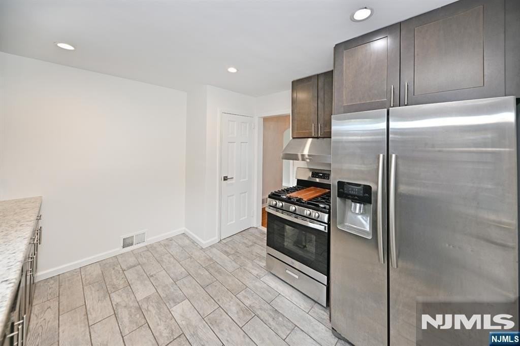 149 Seton Pl - Photo 7 of 23