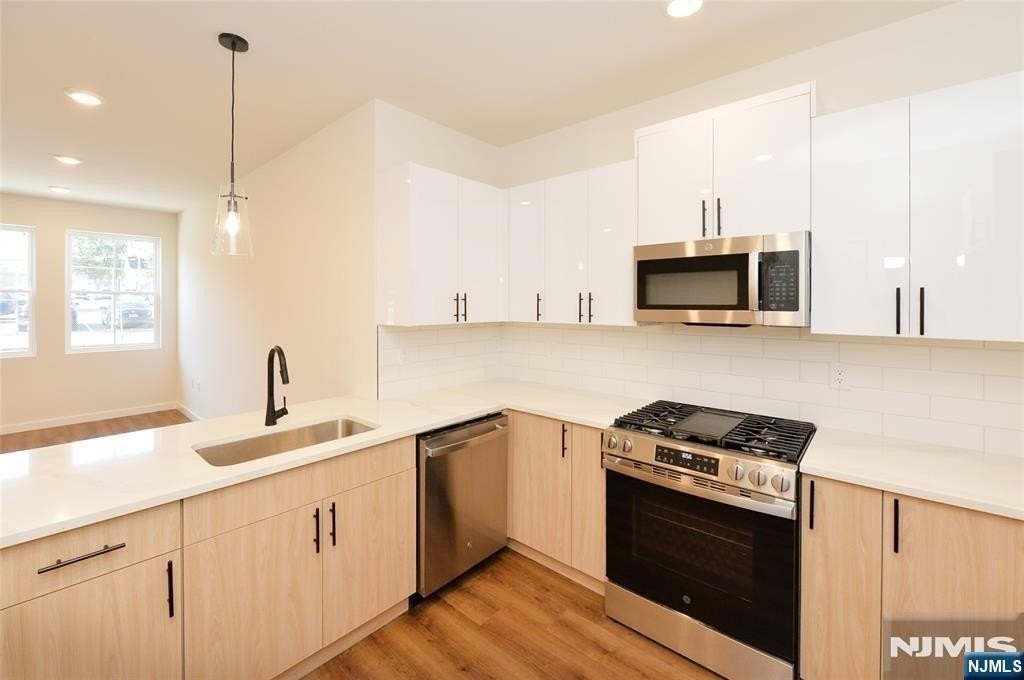 91 Union St #12A - Photo 6 of 22