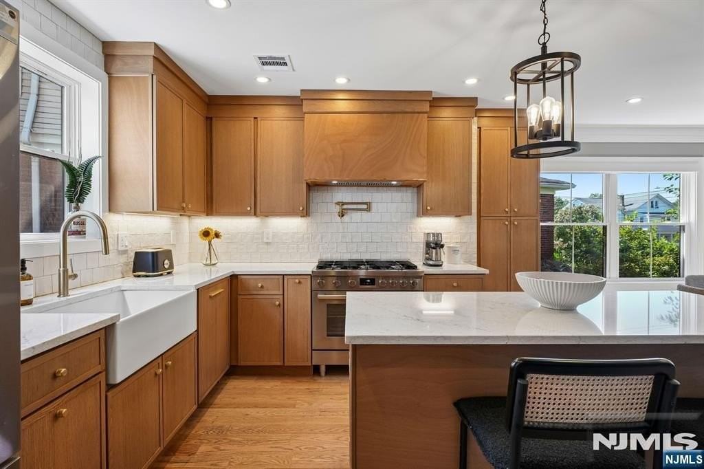 39 Walnut Cres - Photo 4 of 43