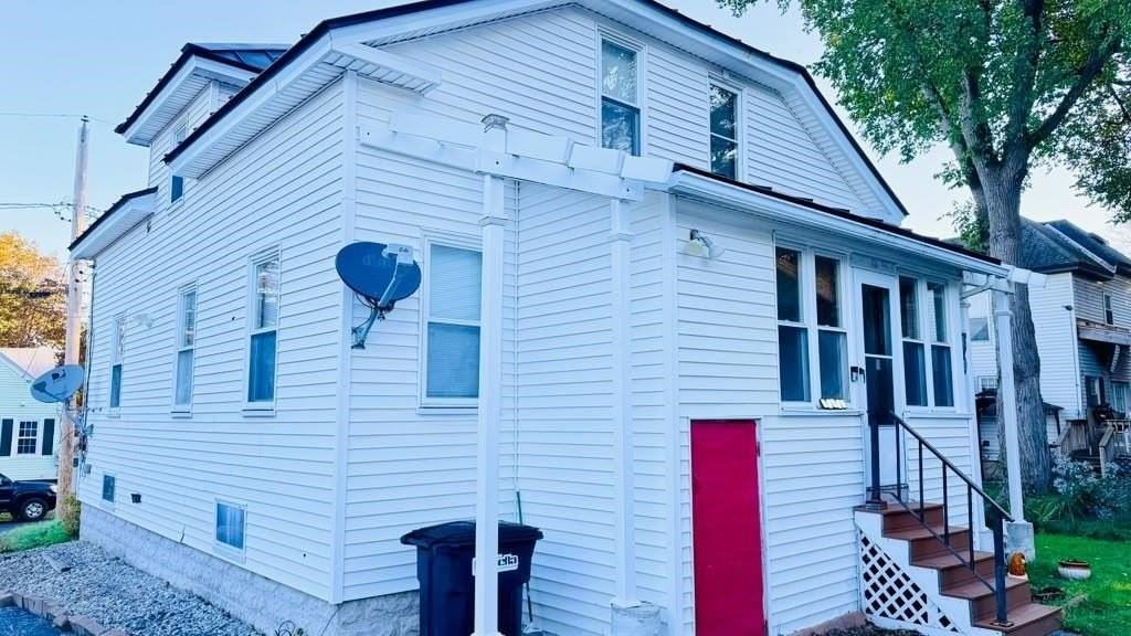 16 Hartford St - Photo 5 of 46