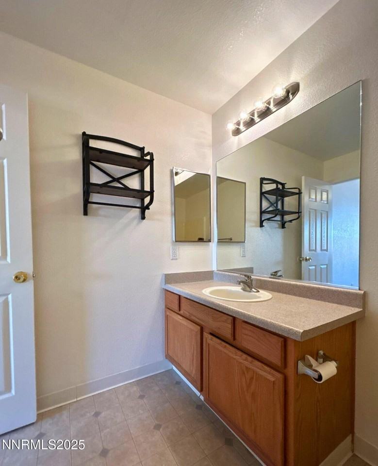 17711 Casita Ct - Photo 7 of 20