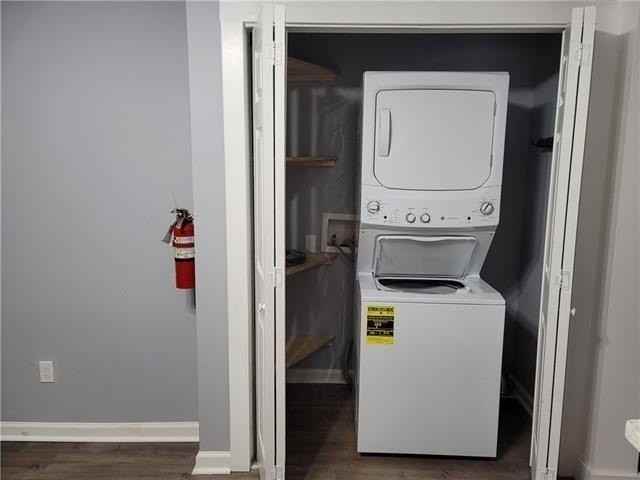 335 Whitney Ave - Photo 4 of 9