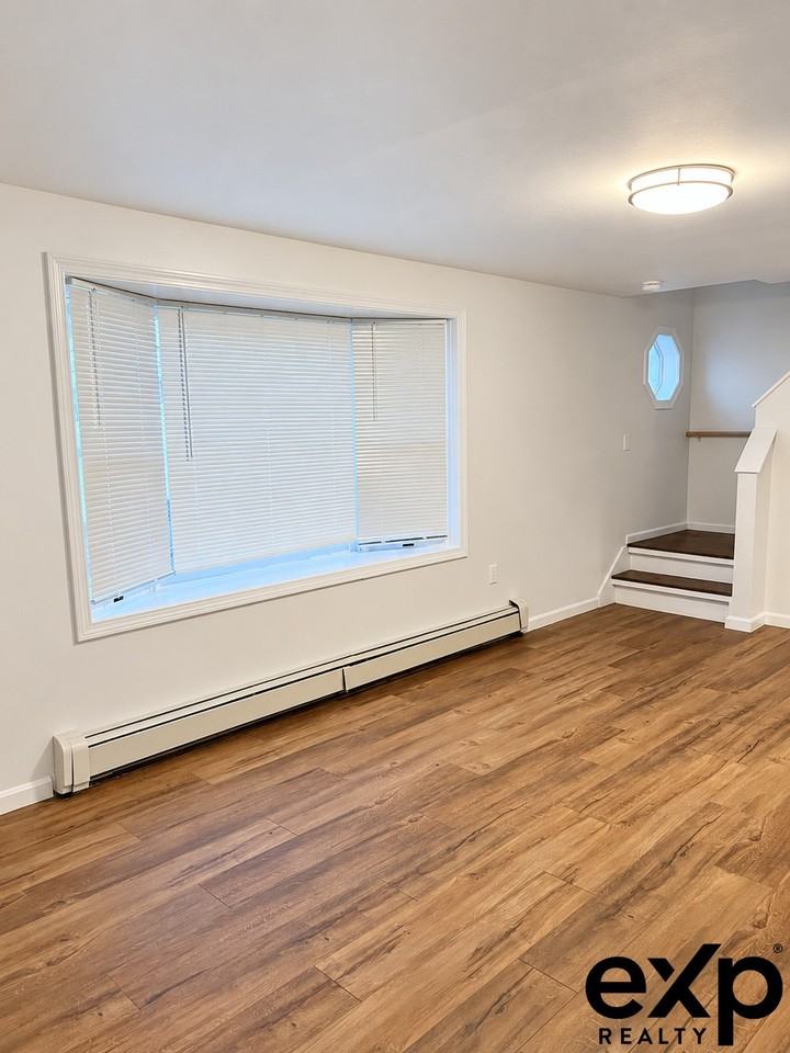 12 Rockway St #B - Photo 2 of 10