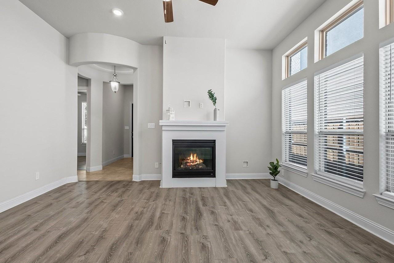 708 Waterbrook Pkwy - Photo 7 of 28