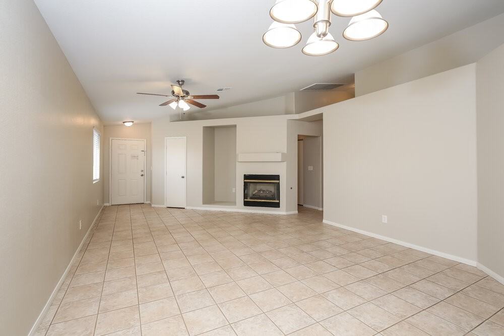 5025 Sail Rock Pl - Photo 6 of 16