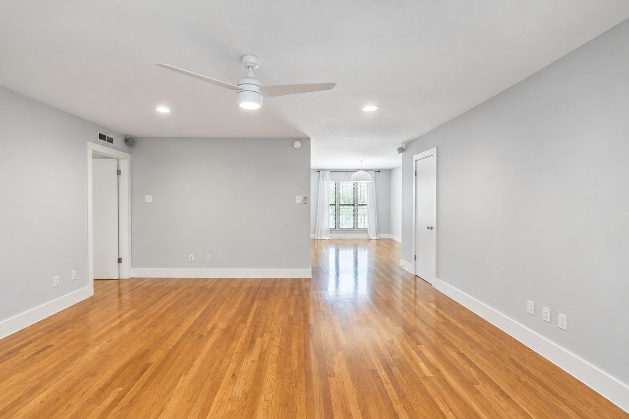 10727 Villager Rd #C - Photo 5 of 33