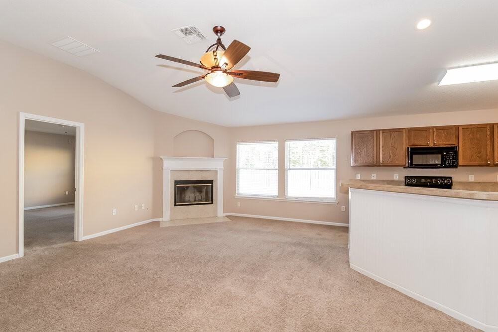 2702 Woodsdale Dr - Photo 3 of 15