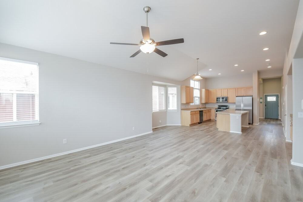 11073 Nome St - Photo 5 of 17