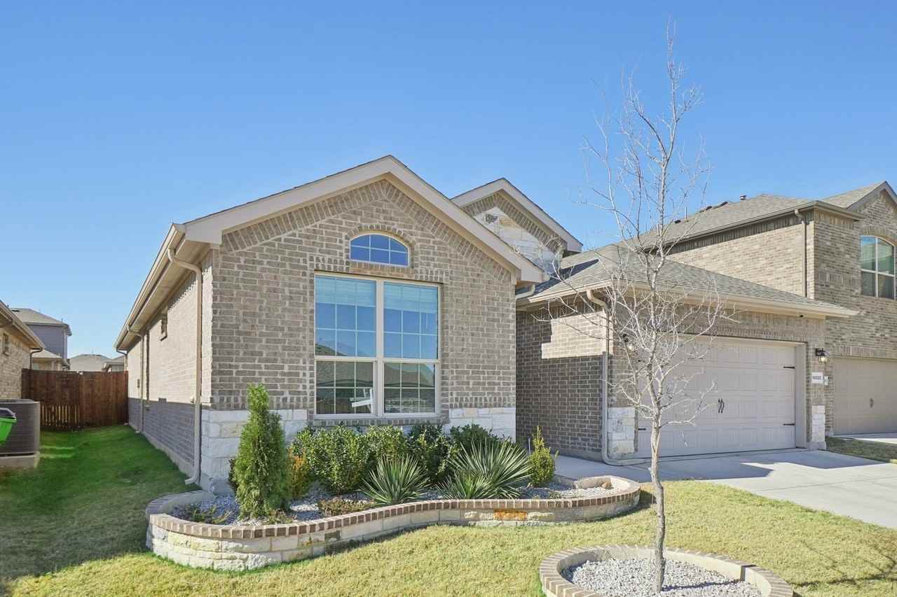 14005 Medusa Dr - Photo 3 of 27