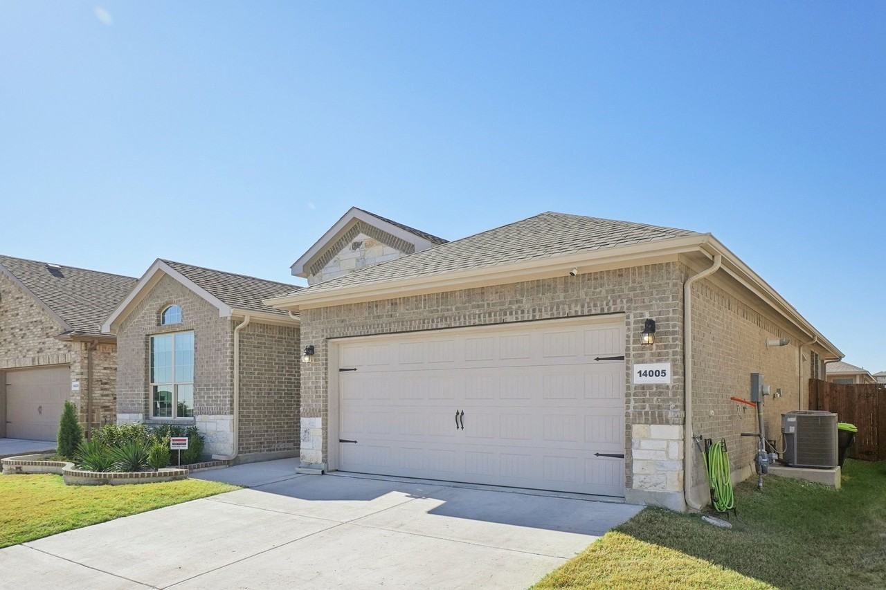 14005 Medusa Dr - Photo 4 of 27