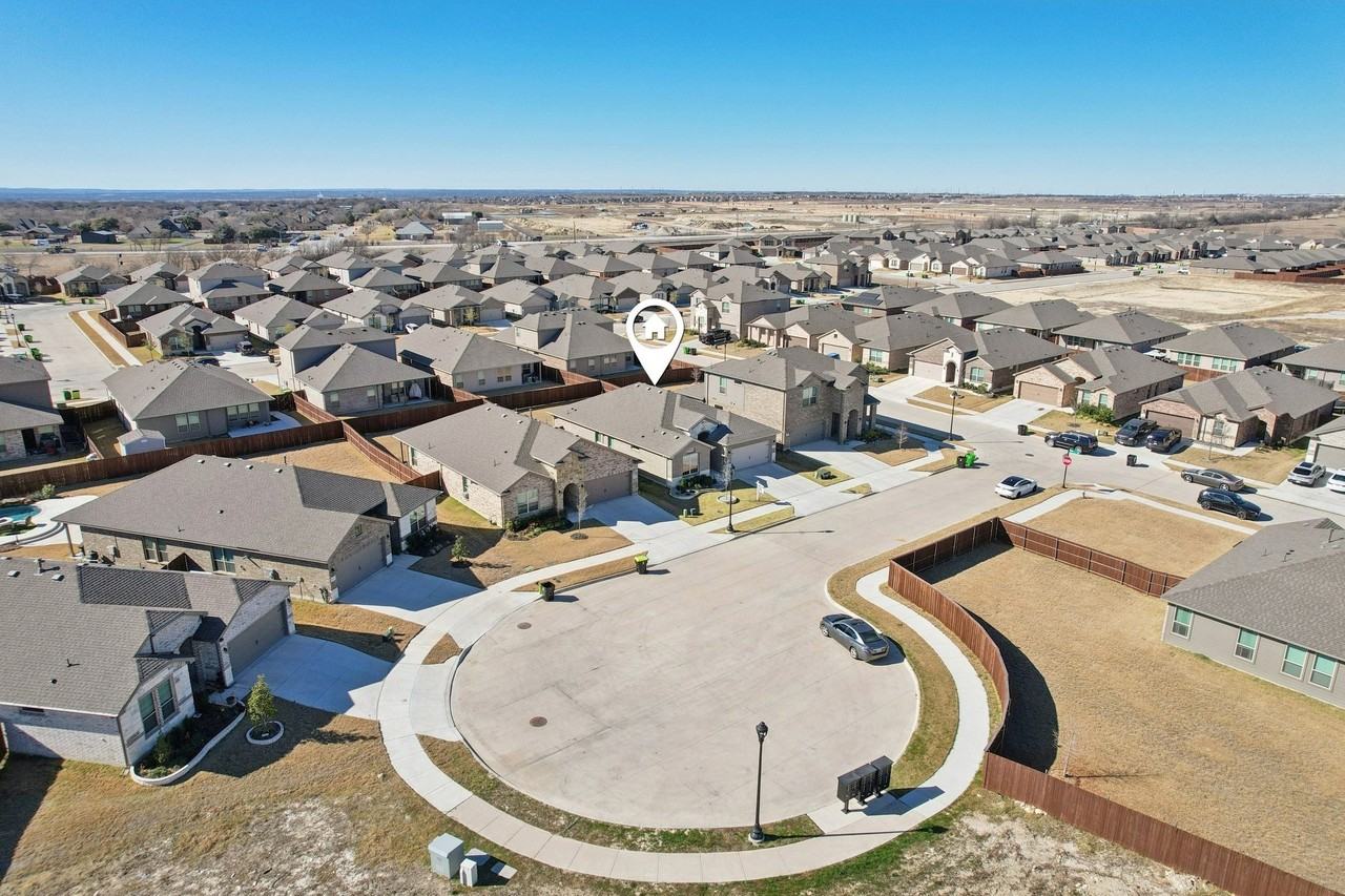 14005 Medusa Dr - Photo 5 of 27