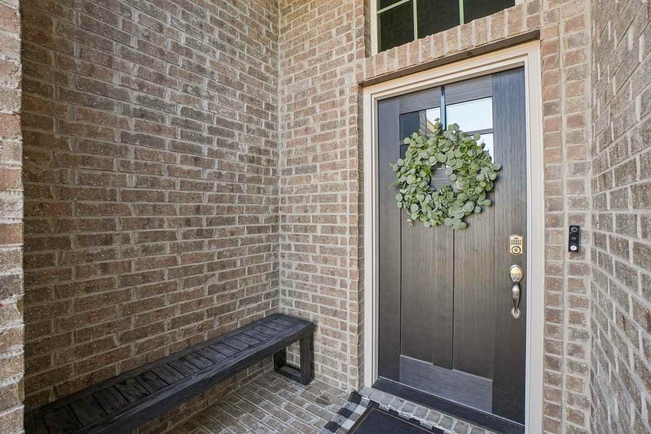 14005 Medusa Dr - Photo 6 of 27