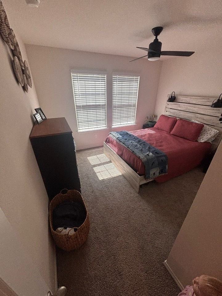 192 Hunters Way - Photo 3 of 9