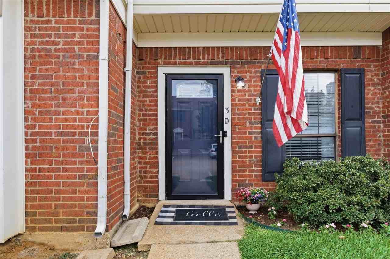 212 Samuel Blvd #3 - Photo 3 of 26