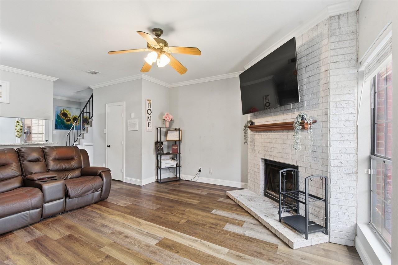 212 Samuel Blvd #3 - Photo 6 of 26
