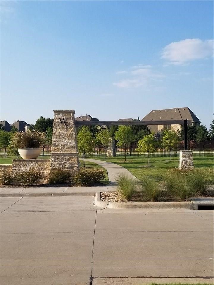 8143 Snowmass Dr - Photo 2 of 8