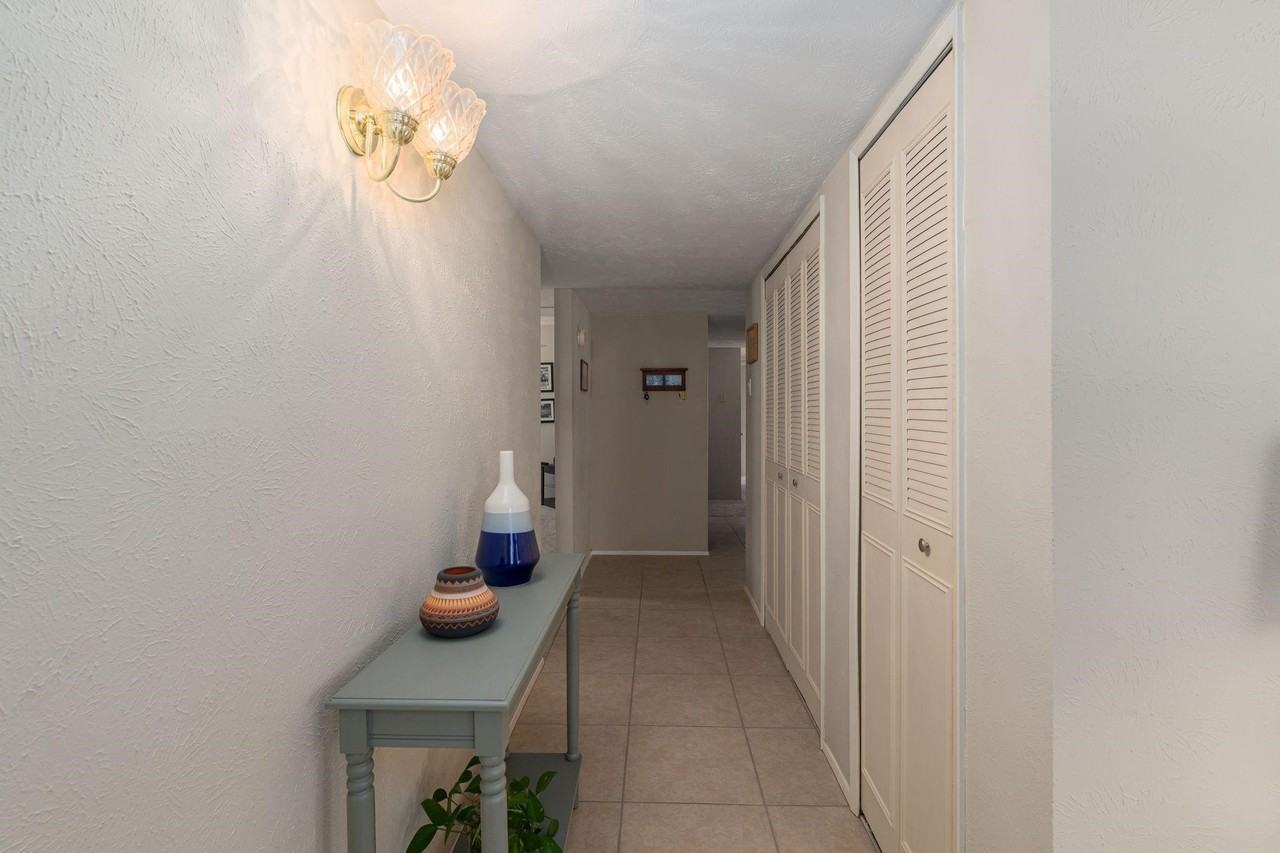 1201 Whitehall Dr - Photo 7 of 17