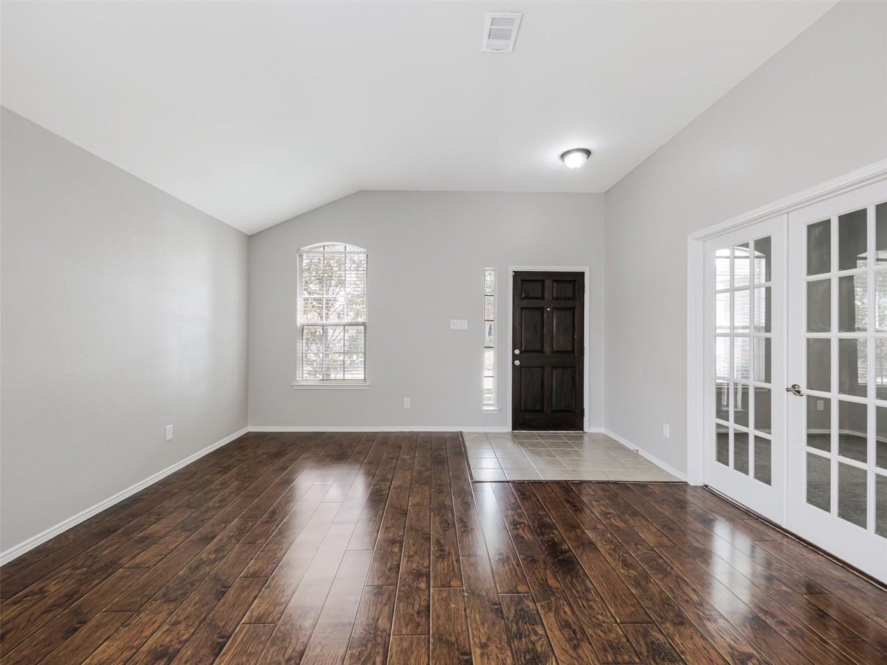 9016 Boone Dr - Photo 5 of 30