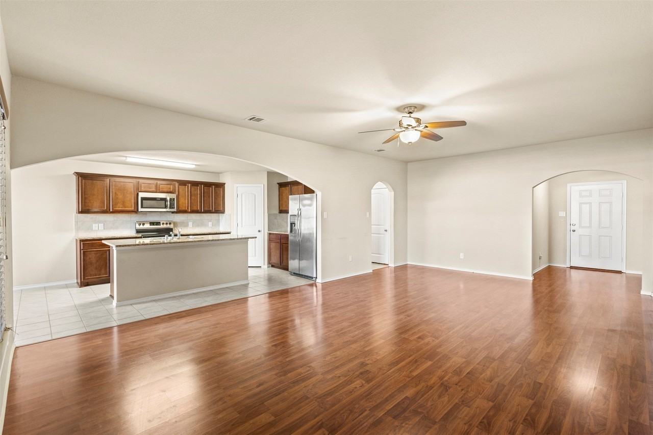 1547 Meadowlake Dr - Photo 7 of 26
