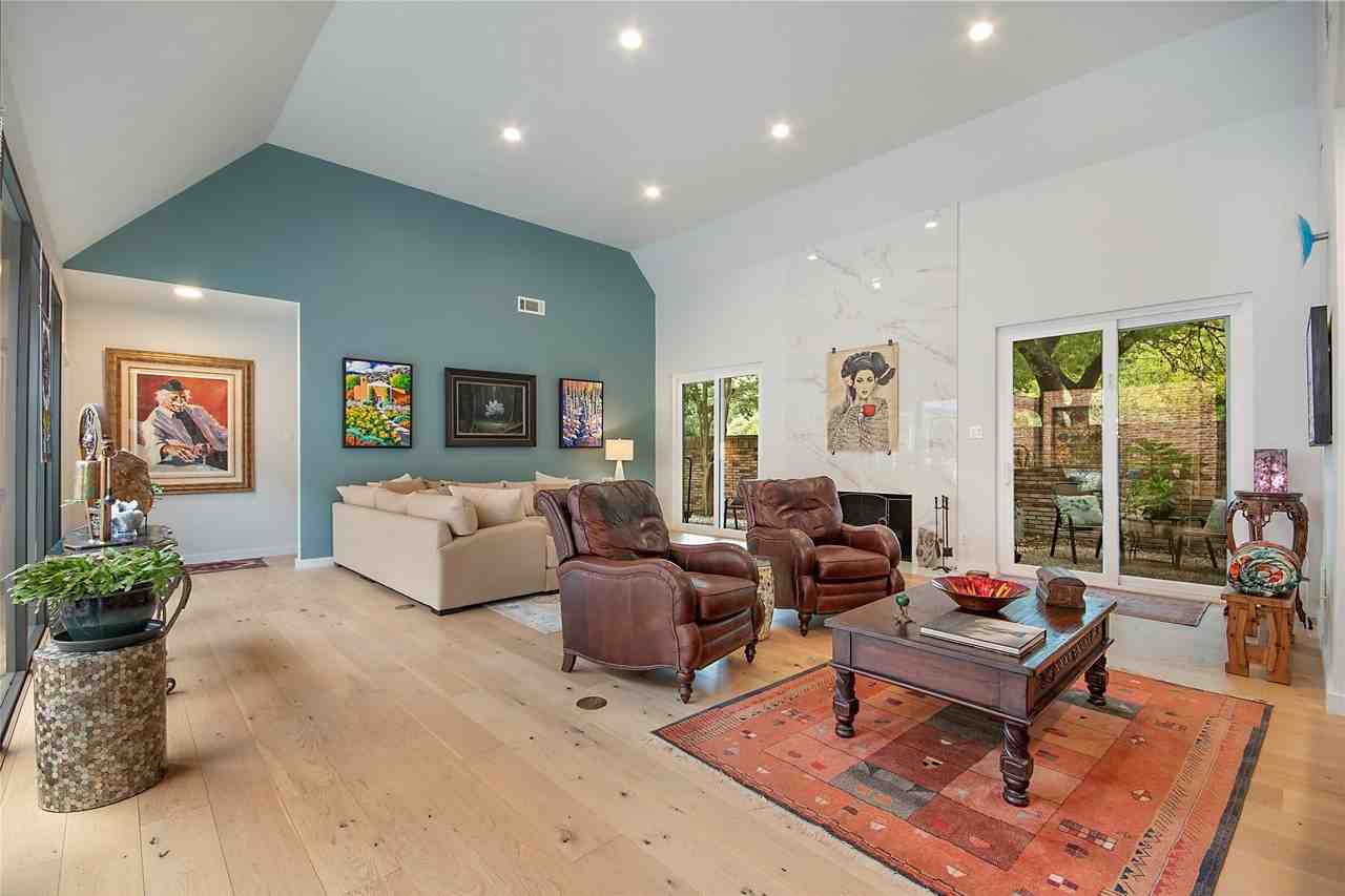 11804 Forest Lakes Ln - Photo 4 of 26