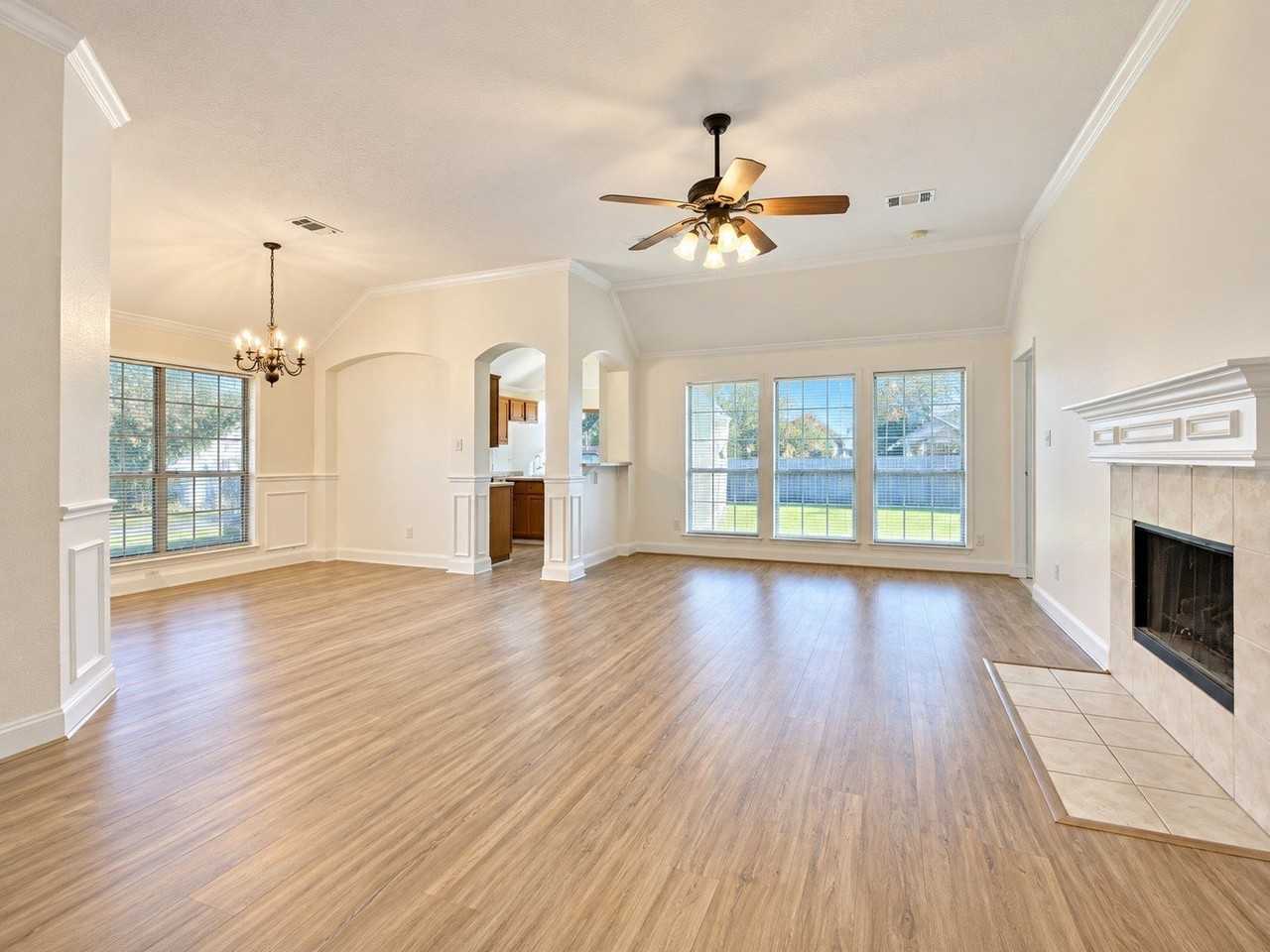 4628 Mustang Dr - Photo 6 of 19