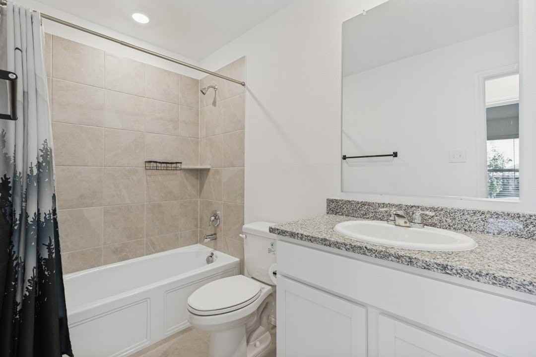 400 Dewberry St - Photo 7 of 12