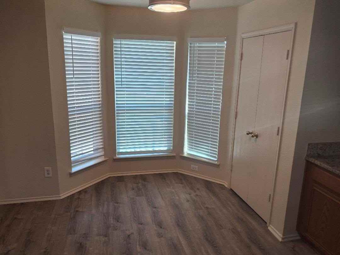 7310 Fossil Lake Dr - Photo 4 of 19