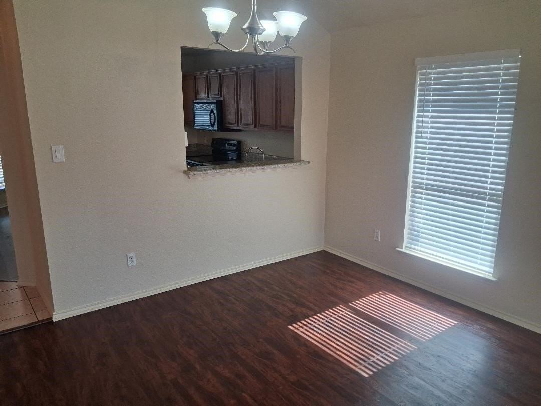 7310 Fossil Lake Dr - Photo 6 of 19