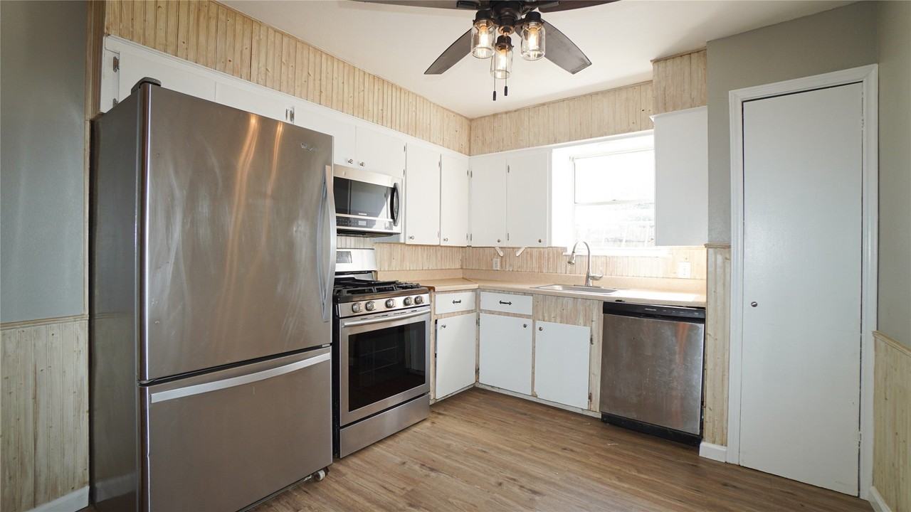 112 Cherokee St - Photo 6 of 20