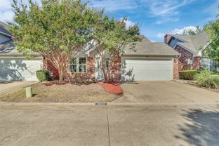 3021 Waterfront Cir - Photo 1 of 1