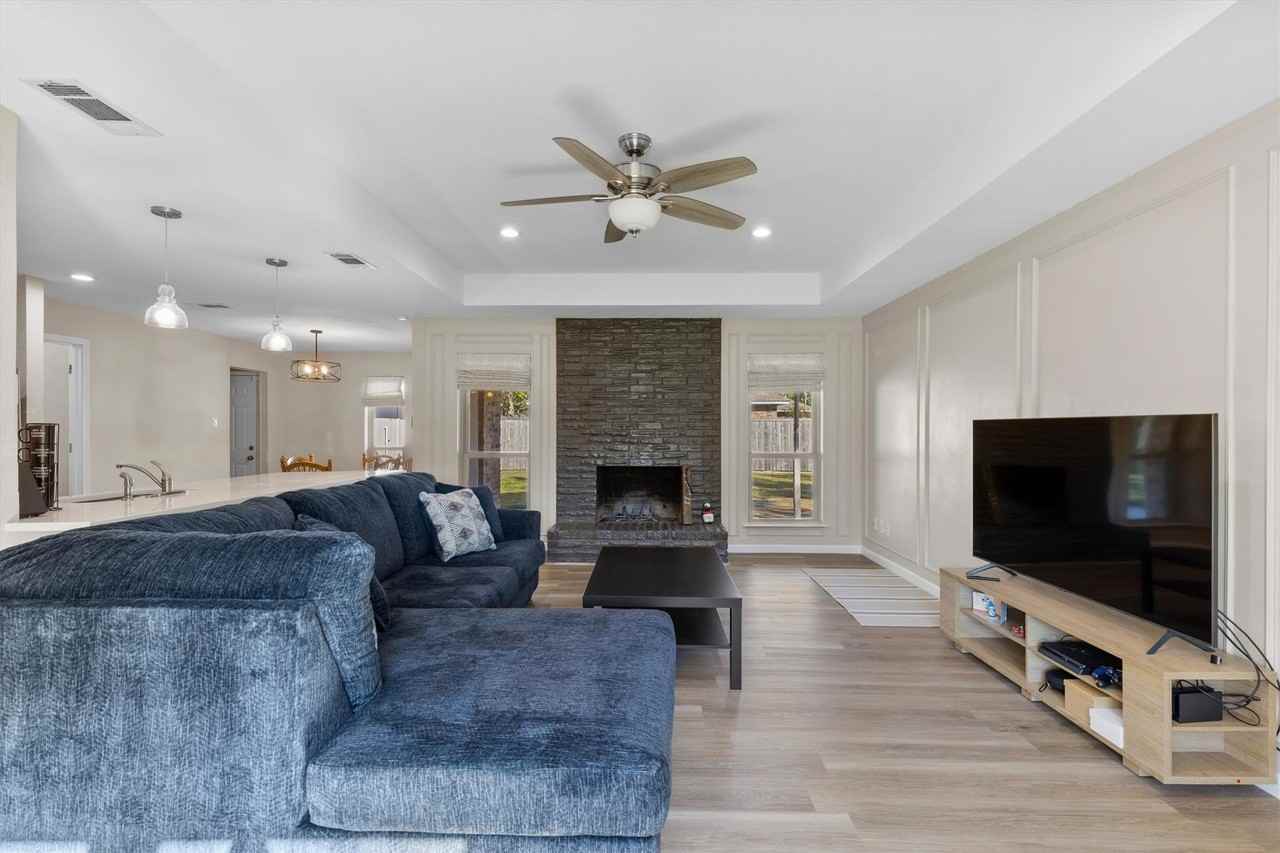 2101 Covered Wagon Dr - Photo 6 of 31
