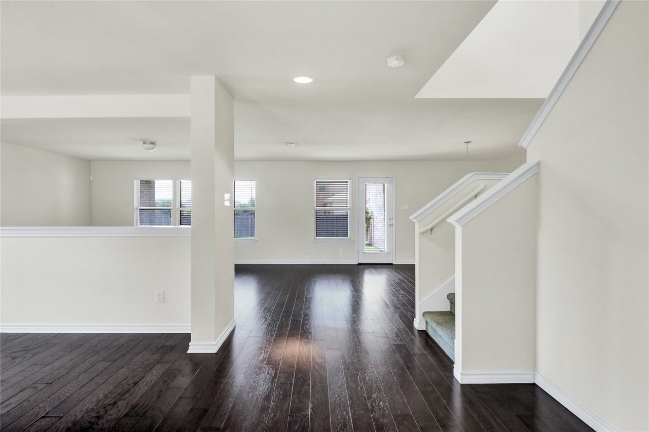 728 Snapdragon Ln - Photo 6 of 35
