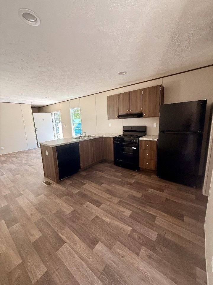 431 Rs County Road 3333 - Photo 2 of 18
