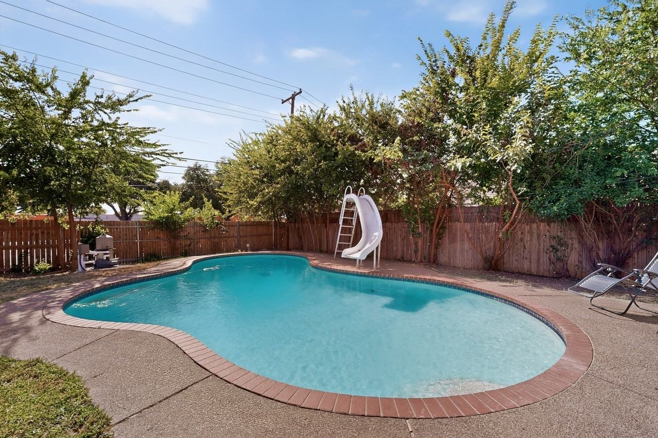 5451 Lubbock Ave - Photo 2 of 30