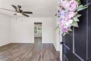 707 W Water St - Photo 4 of 13