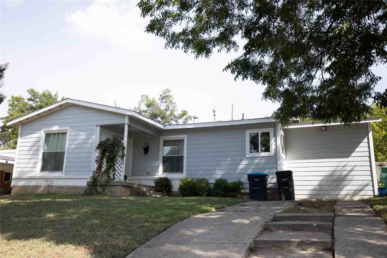 2121 San Jose Dr - Photo 3 of 31