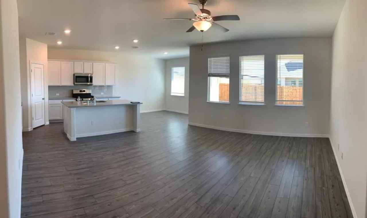 5727 Barbaro Dr - Photo 2 of 7