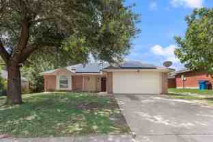 220 Hollywood Dr - Photo 1 of 1