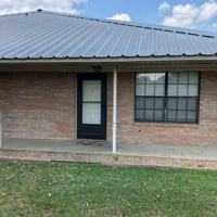 featured image of 114 N Crockett St