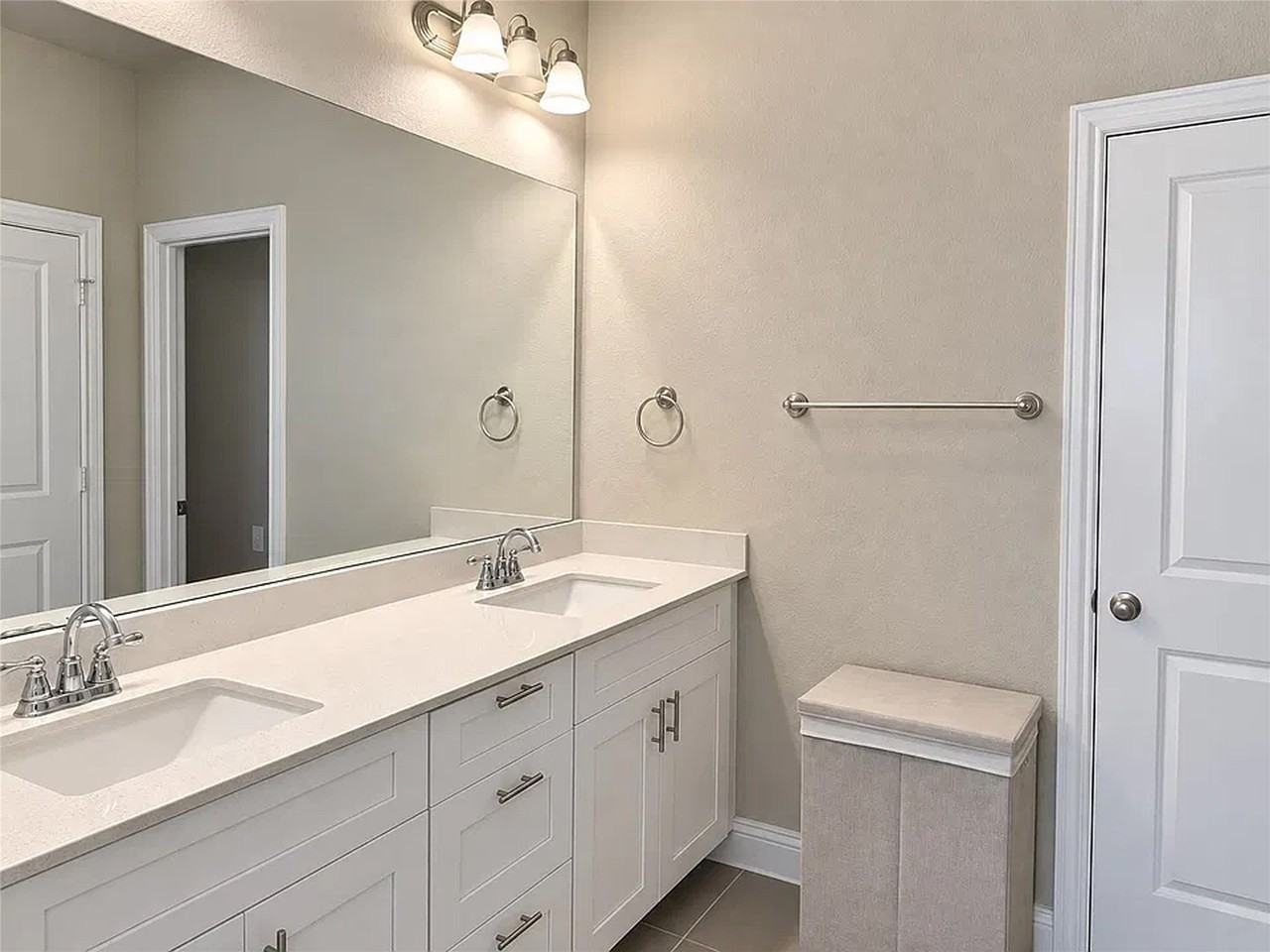 10631 Anna Island Dr - Photo 6 of 12