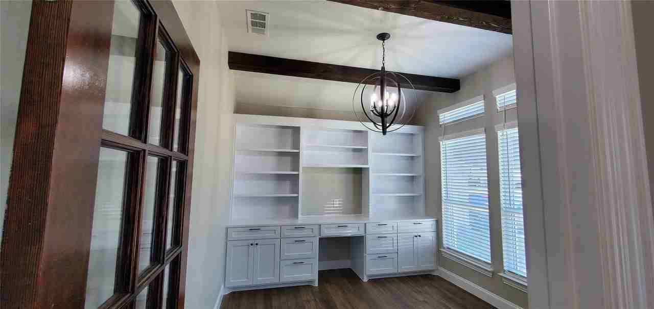 2102 N O Connor Rd - Photo 2 of 18