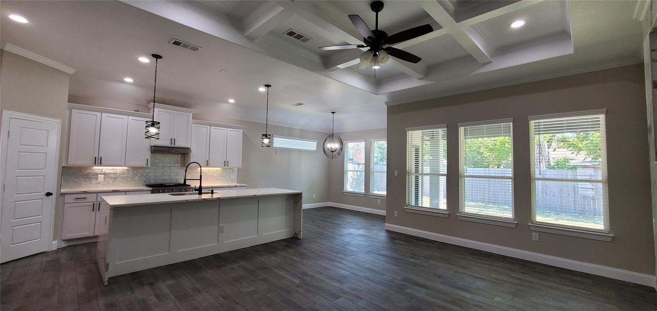 2102 N O Connor Rd - Photo 4 of 18