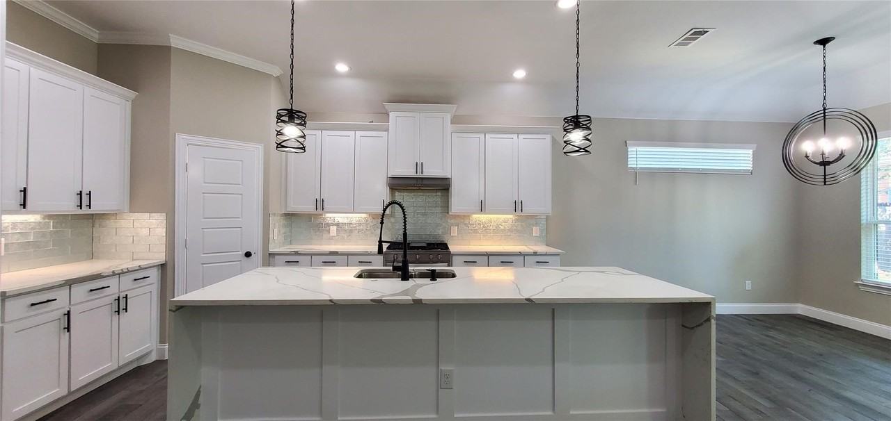 2102 N O Connor Rd - Photo 5 of 18