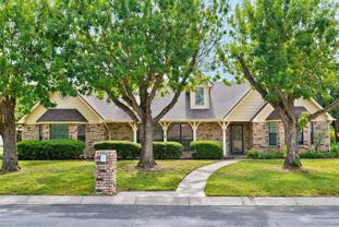 405 S Denton Ave - Photo 1 of 1