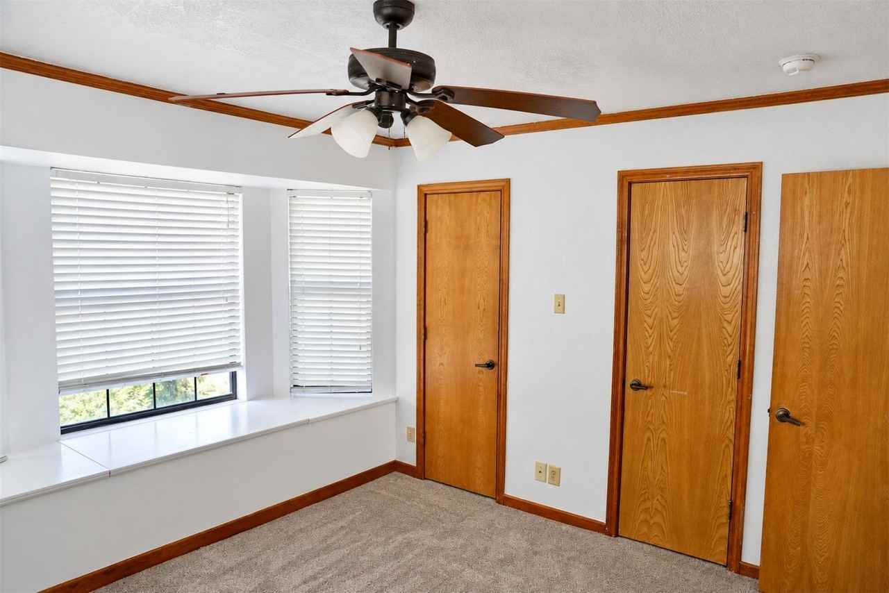 405 S Denton Ave - Photo 7 of 8