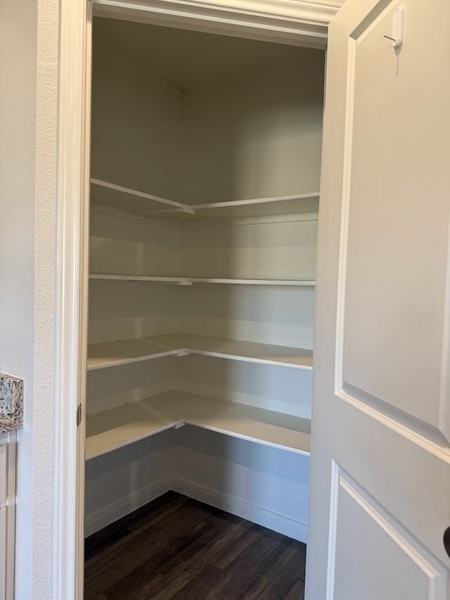 529 Jameson St - Photo 7 of 23
