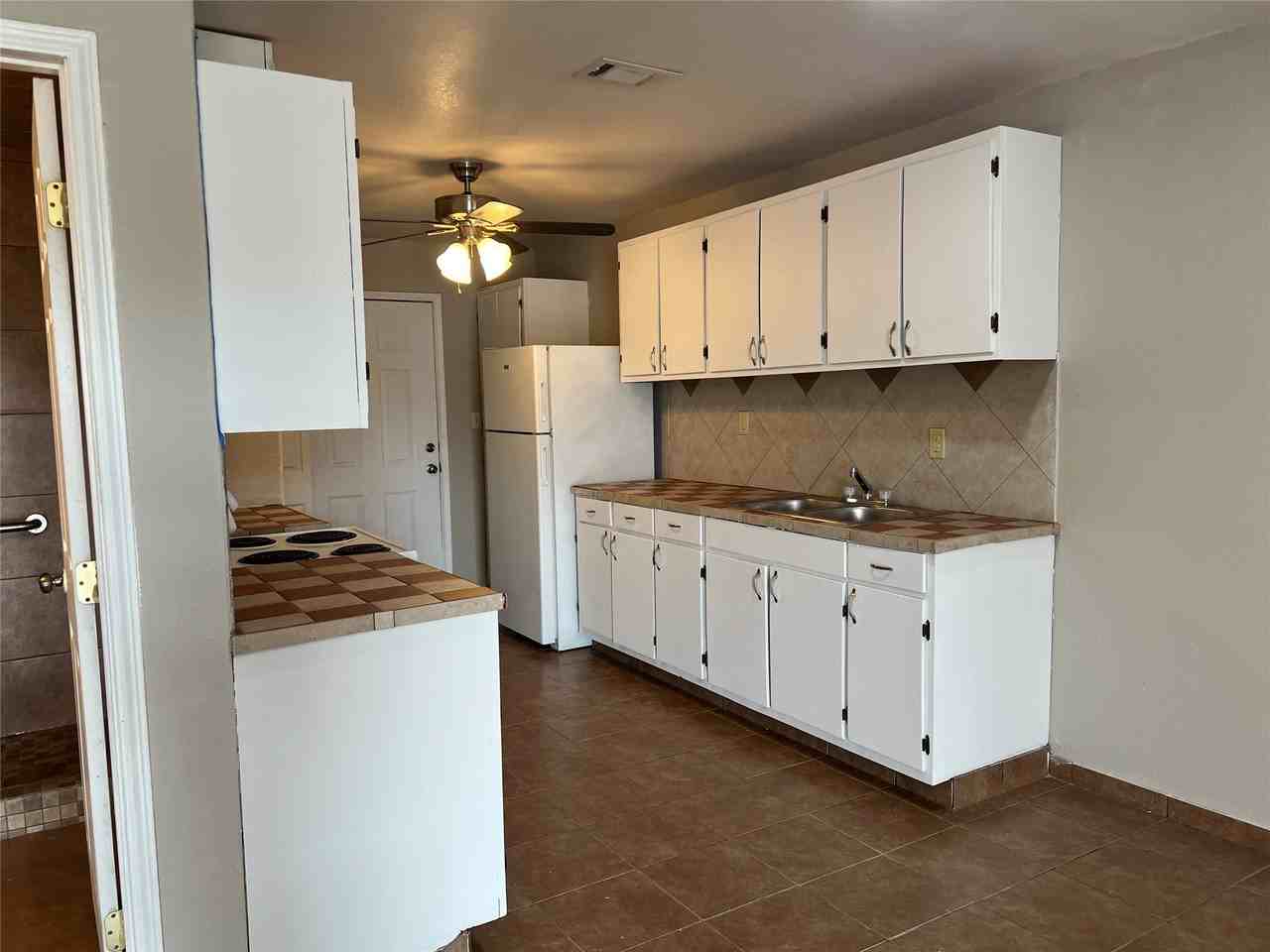 3272 Tesoro Loop #2 - Photo 3 of 14